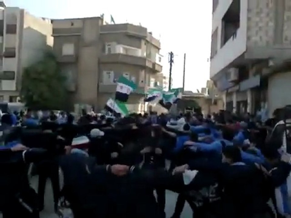 فري برس   دمشق برزة البلد مظاهرة طلابية 23 11 2011 ج1