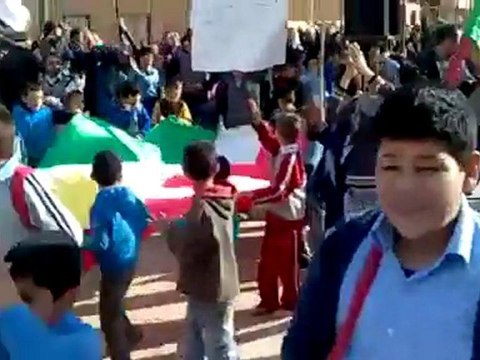 فري برس أحرار الدرباسية ـ أربعاء مكتوب على أعلامنا بشار خاين وطنا 23 11 2011