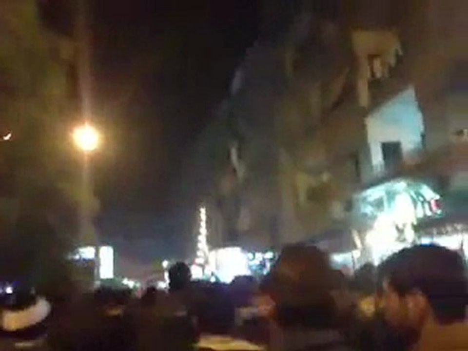 فري برس   ريف دمشق زملكا مظاهرة مسائية حاشدة 24 11 2011 ج2