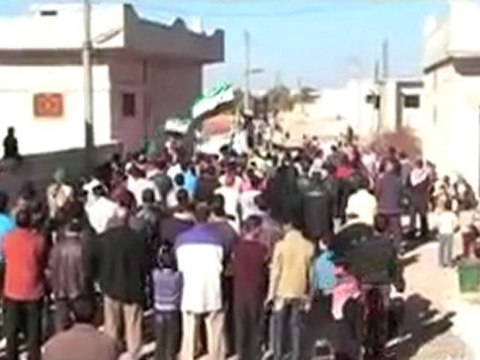 فري برس ادلب رام حمدان جمعة الجيش الحر يحميني 25 11 2011
