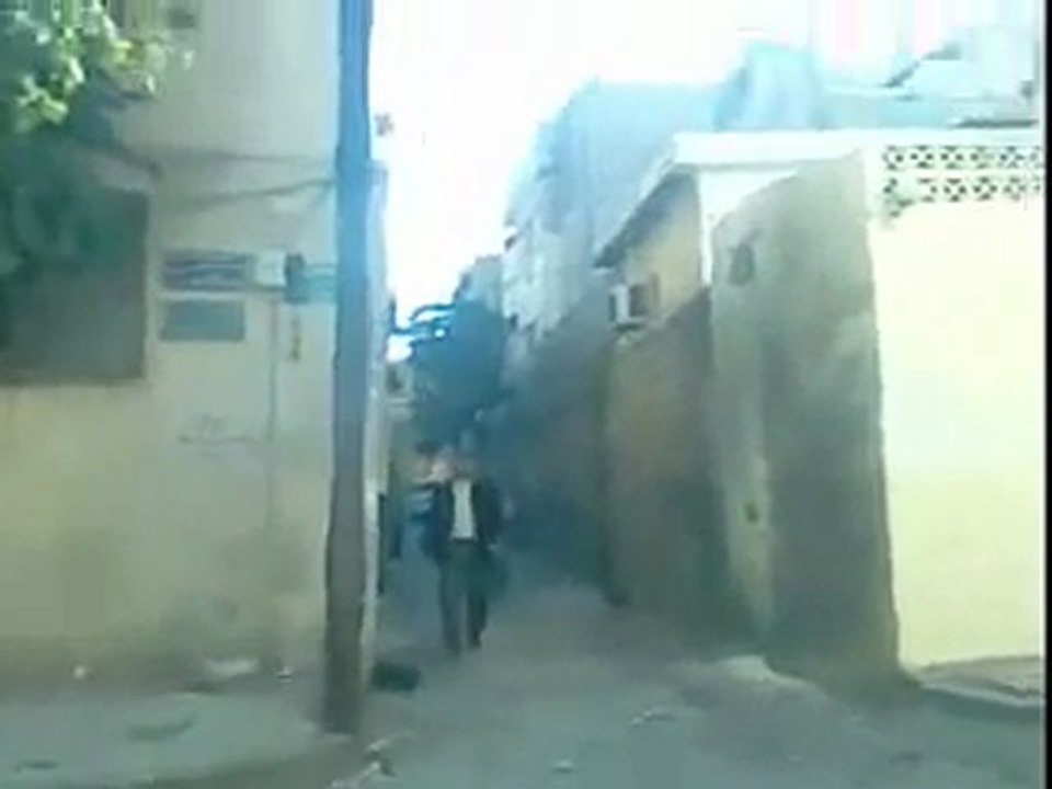 فري برس   حمص باب الدريب قصف لجوامع والمنازل 25 11 2011