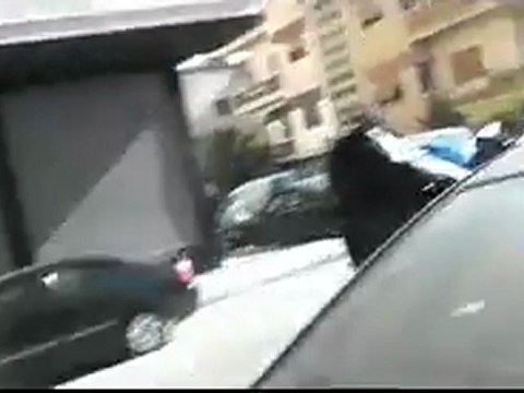 فري برس حمص الملعب الهجوم على المظاهرة جمعة الجيش الحر يحميني 25 11 2011