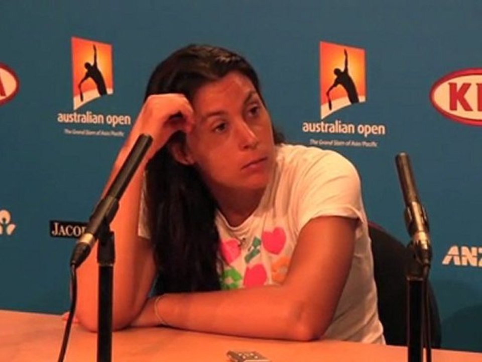 Melbourne, Bartoli sans solution