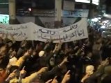 فري برس   أهالي مدينة ادلب يعيدون قسم الالتزام بالثورة حتى النصر 28 11 2011