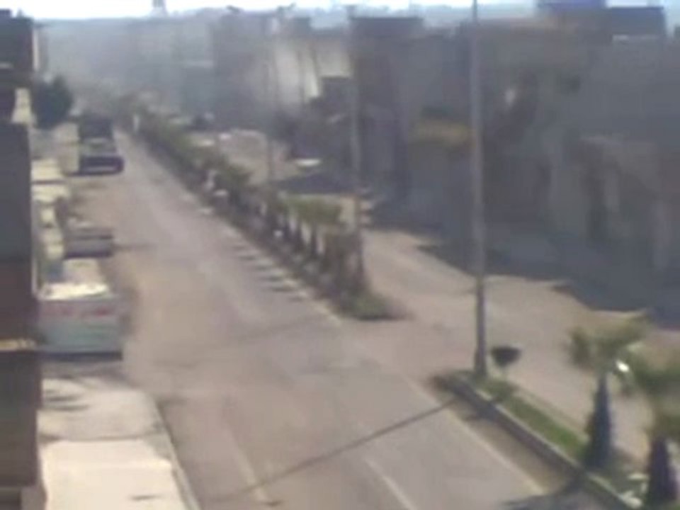 فري برس   حمص الحولة قصف مدرسة علي بن أبي طالب 24 11 2011