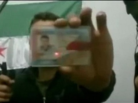 فري برس جبل الزاوية ادلب انشقاق ملازم ومجموعة من الرقباء الاحرار عن الجيش وانضمامهم للجيش السوري الحر 29 11 2011