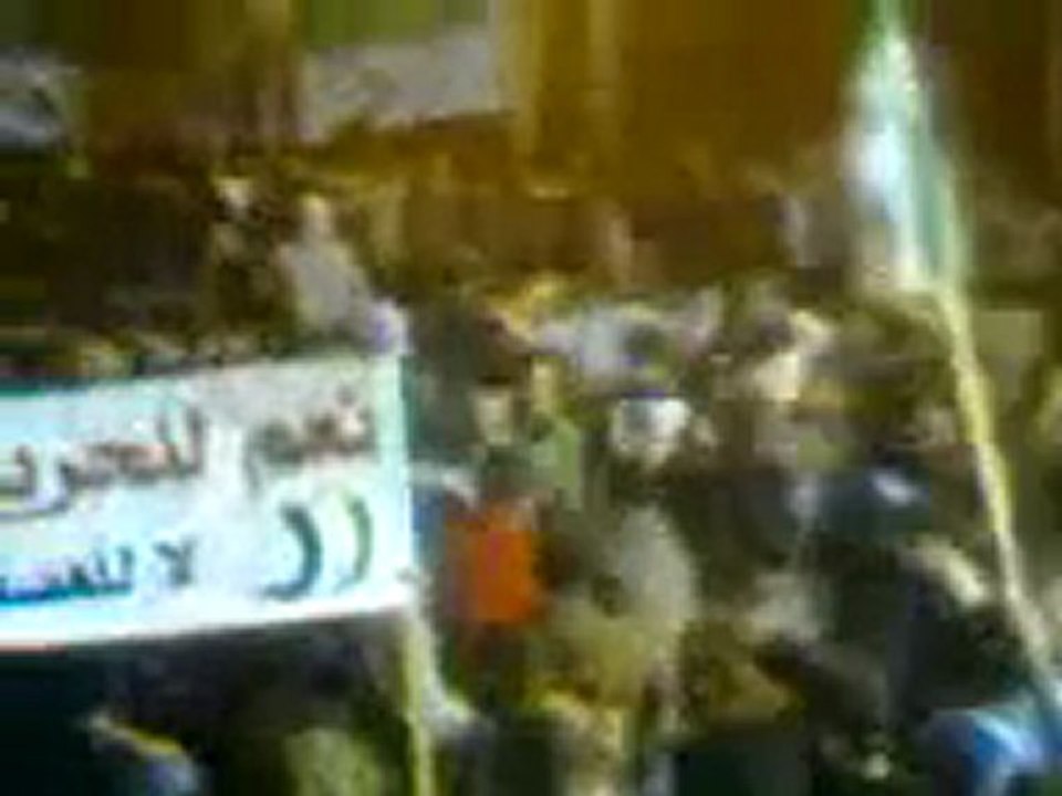 فري برس   حمص البياضة حمص مظاهرة مسائية تنادي كاذب الإعلام السوري وتطالب باسقاط النظام 29 11 2011 جـ2