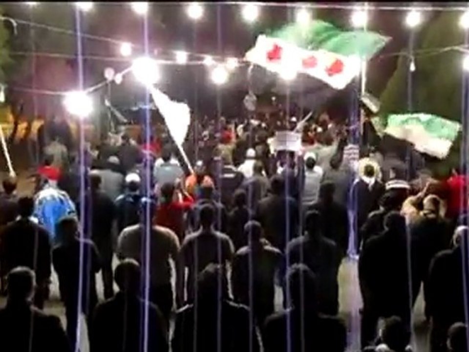 فري برس   حمص مسائية الانشاءات الموت ولا المذلة 29 11 2011