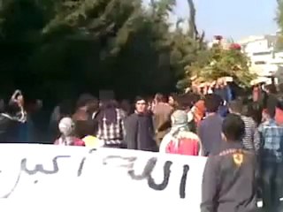 فري برس   إدلب   جسر الشغور   تشييع الشهيد محمد عمرة 29 11 2011 جـ3