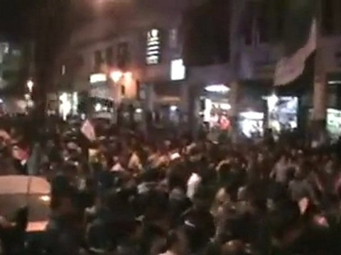 فري برس اغنية طار طار القذافي مسائية مدينة ادلب 29 11 2011