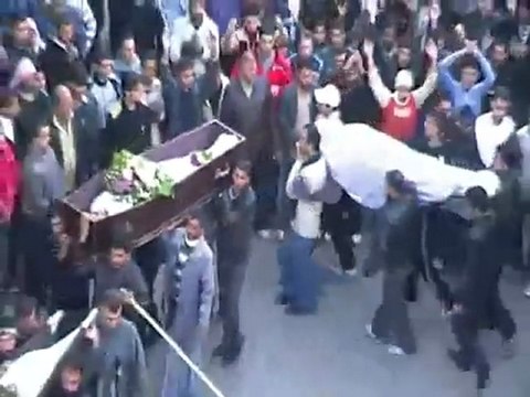 فري برس حمص باباعمرو تشييع الشهداء أحمد سعد الدين والشهيد محمد العموري والشهيدة إبتسام السيوفي 30 11 2011