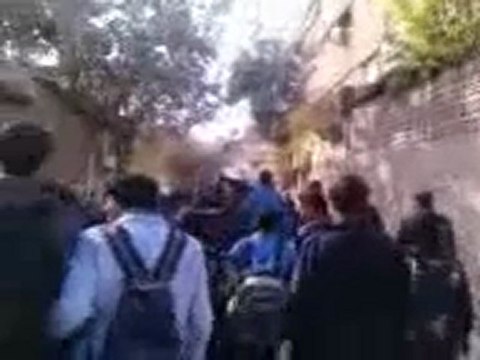 فري برس حي القابون مظاهرة طلابية في دمشق 30 11 2011