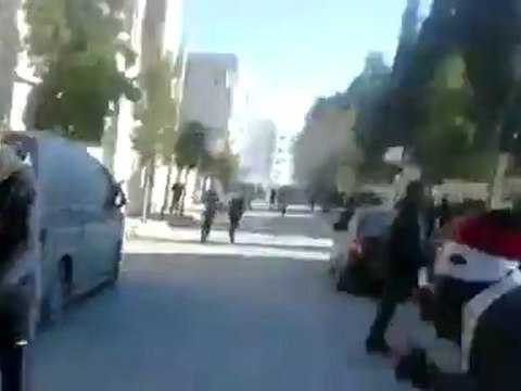 فري برس مدينة إدلب إطلاق النار على المتظاهرين 30 11 2011
