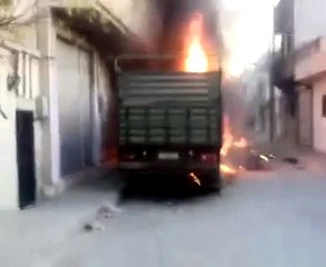 فري برس   حمص البياضة احراق الممتلكات العامة 4 11 2011