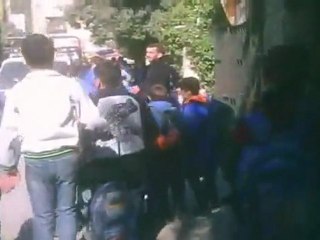 فري برس   ريف دمشق  حرستا انتشار الجيش وحملة مداهمات 6 12 2011 ج2