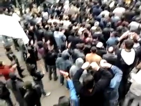 فري برس زملكا ريف دمشق تشيع الشهيد المجند عرفان أسامة الكردي 8 12 2011 ج4