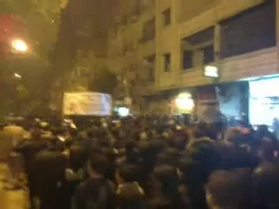 فري برس   ريف دمشق زملكا مظاهرة مسائية حاشدة 18 12 2011 ج2