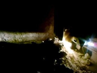 فري برس   حلب    حيان    قطع الطرقات فجر 29 12 2011 ج1