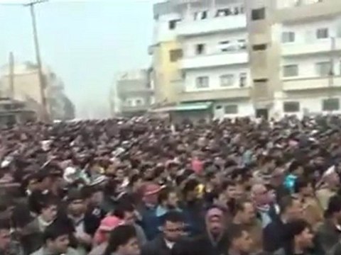 فري برس ادلب تشييع الشهيدين عبد الحميد ربوع ويامن الخلف 4 1 2012 ج2