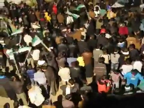 فري برس حماه حلفايا مظاهرة مسائية رائعة 19 1 2012