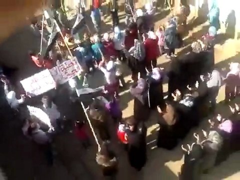 فري برس درعا عتمان مظاهرة الحرائر يوم السبت 20 1 2012