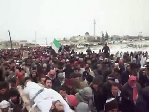 فري برس ادلب حزانو تشييع الشهيد عبد الرحمن حبلص 22 1 2012 ج1