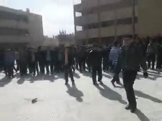 فري برس   معضمية طلاب المدرسة أثناء الفرصة مظاهرة في الباحة 7 12 2011