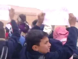 فري برس   حلب حيان مظاهرة طلابية 8 12 2011 ج3