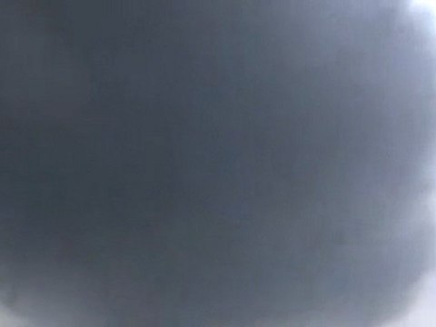 فري برس قوى الأمن تفجر خط نفط في بساتين بابا عمرو حمص 8 12 2011