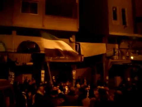 فري برس دوما مسائية رائعة جابت شوارع المدينة 8 12 2011