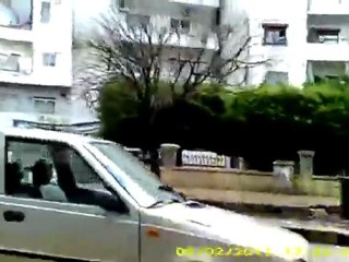 فري برس   اللاذقية   الإنتشار الأمني عند بناية البطة 9 12 2011