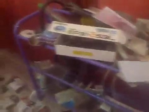 فري برس تخريب أحد المحلات الخليوية في مدينة مورك الأربعاء7 12 2011