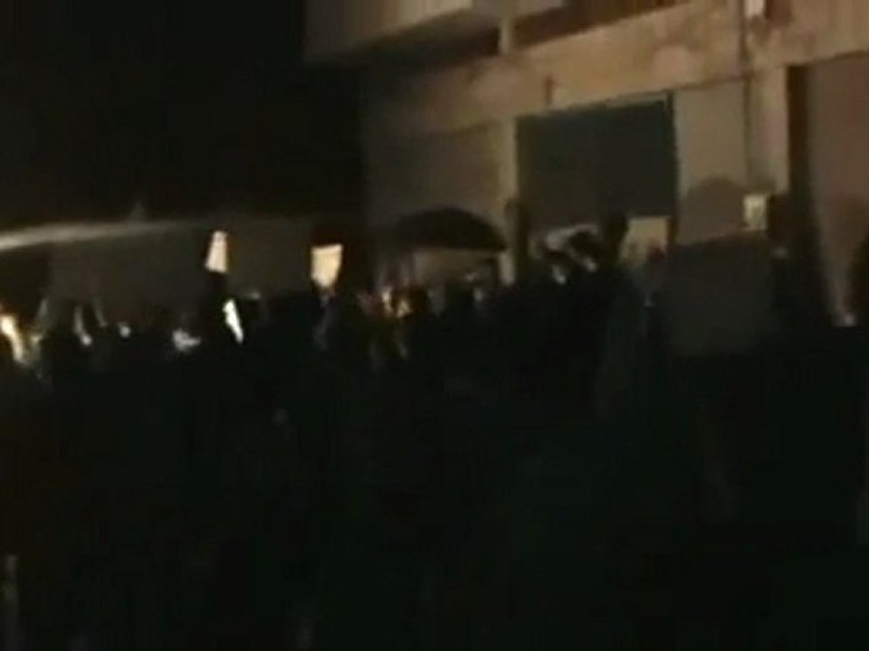 فري برس   حمص جورة الشياح مسائية جمعة اضراب الكرامة دعم الجيش 9 12 2011