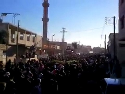 فري برس ريف دمشق دوما وصول الشهيدين الى جامع انجيلة 10 12 2011