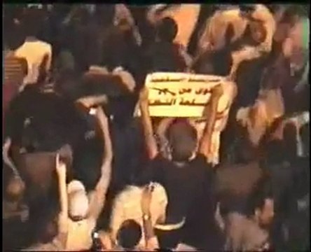 فري برس حمص حي الملعب ثلاثة رمضان الامن واطلاق نار من البنادق الالية والروسيات والمدرعات والمصفحات 3 8 2011