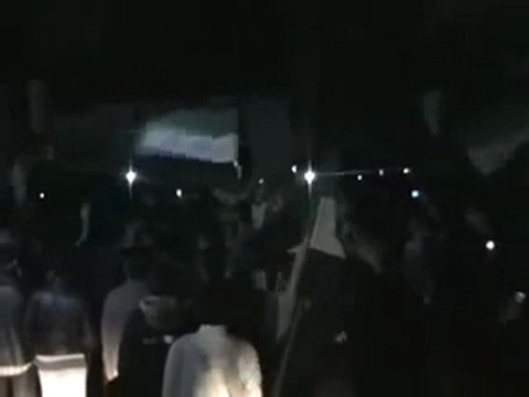فري برس حمص باب السباع مظاهرة مسائية يابشار سماع سماع دباحينك باب السباع رغم انقطاع الكهرباء 12 12 2011