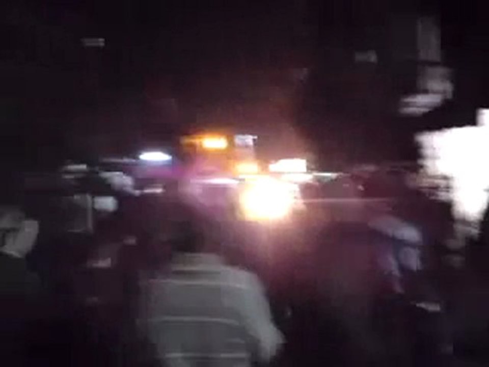 فري برس   دوما مظاهرة مسائية جمعة الجامعة العربية تقتلنا 16 12 2011