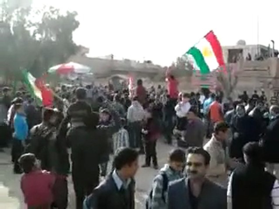 فري برس   مظاهرة سري كانيهراس العين اربعاء حقوق الانسان 14 12 2011 ج1