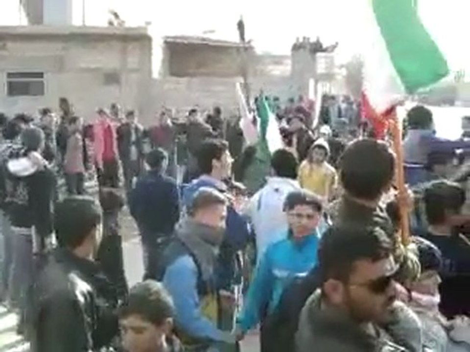 فري برس   مظاهرة سري كانيهراس العين اربعاء حقوق الانسان 14 12 2011 ج2