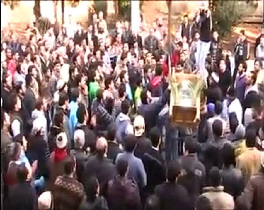 فري برس   حمص القصور تشيع الشهيد البطل عبد الوهاب النجار 15 12 2011 ج1