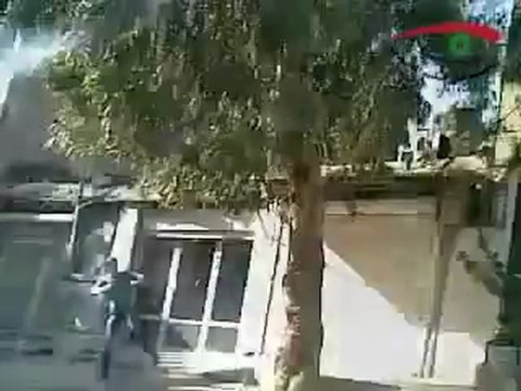 فري برس دمشق الميدان مواجهة الامن مع المتظاهرين قرب جامع القاعة 16 12 2011