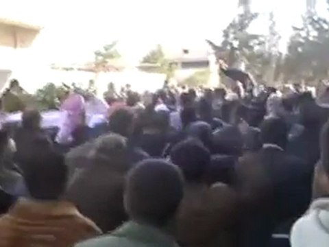 فري برس حمص القصير تشييع الشهيد يحيى شمس الدين 16 12 2011