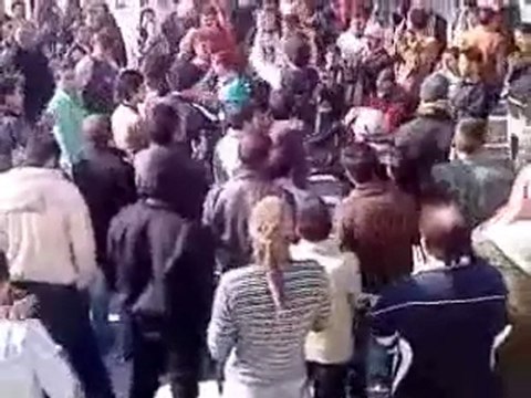 فري برس حماة حي القصور مظاهرة اشاوس الحي 16 12 2011