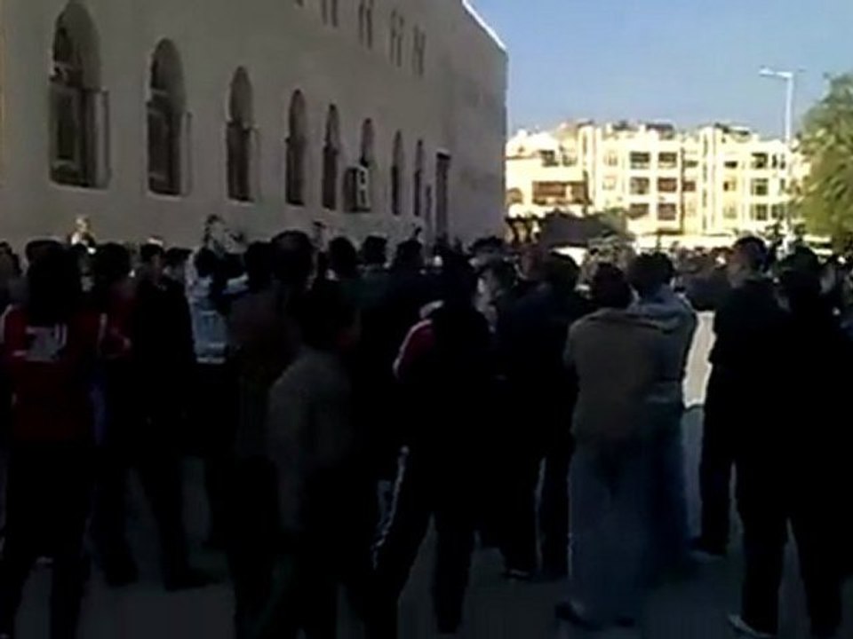 فري برس   حماه  حي الكرامة جمعة الجامعة العربية تقتلنا 16 12 2011