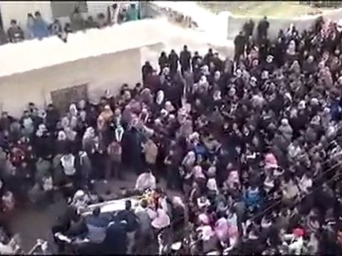 فري برس حمص المحتلة الدار الكبيرة تشييع الشهيد البطل مالك الجدعان 17 12 2011