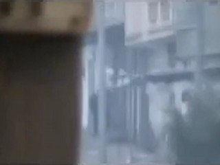 فري برس   اضراب المحلات وجنون الشبيحة 18 12 2011