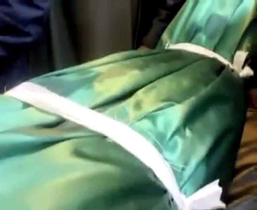 فري برس   حمص  تشييع الشهيد الصيدلاني البطل غسان خانكان 18 12 2011