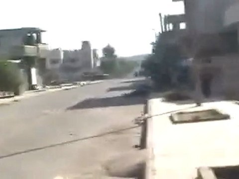 فري برس حمص تلبيسة مداهمة قوى الجيش والامن لاحد المنازل