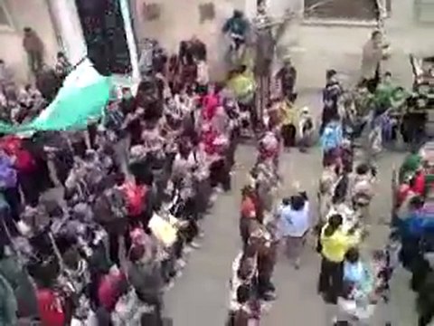 فري برس مظاهرة حماة طريق حلب 18 12 2011 ج1