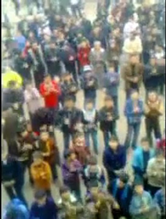 فري برس   حماة كرناز مظاهرة طلابية و هتافات رائعة 19 12 2011